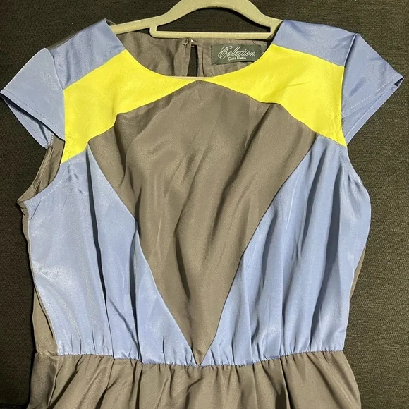 Grey Colourblock Dress - Picture 2 of 3